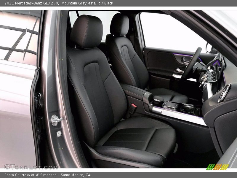 Mountain Grey Metallic / Black 2021 Mercedes-Benz GLB 250
