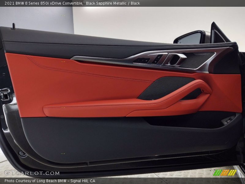 Door Panel of 2021 8 Series 850i xDrive Convertible