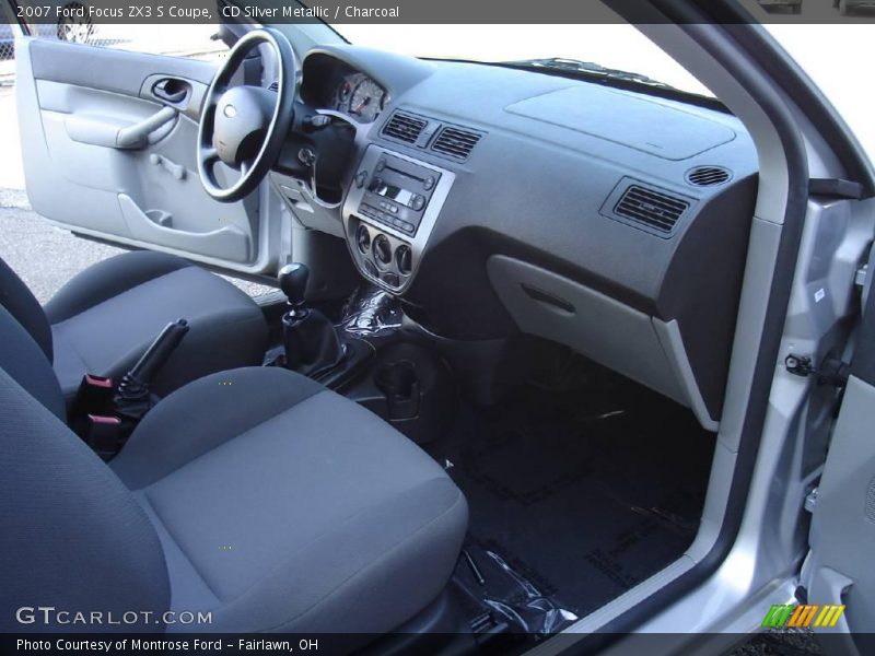 CD Silver Metallic / Charcoal 2007 Ford Focus ZX3 S Coupe