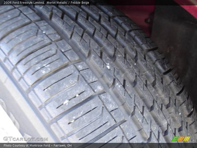 Merlot Metallic / Pebble Beige 2006 Ford Freestyle Limited
