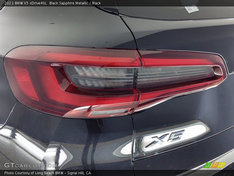 Black Sapphire Metallic / Black 2021 BMW X5 sDrive40i