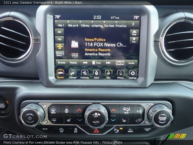 Bright White / Black 2021 Jeep Gladiator Overland 4x4