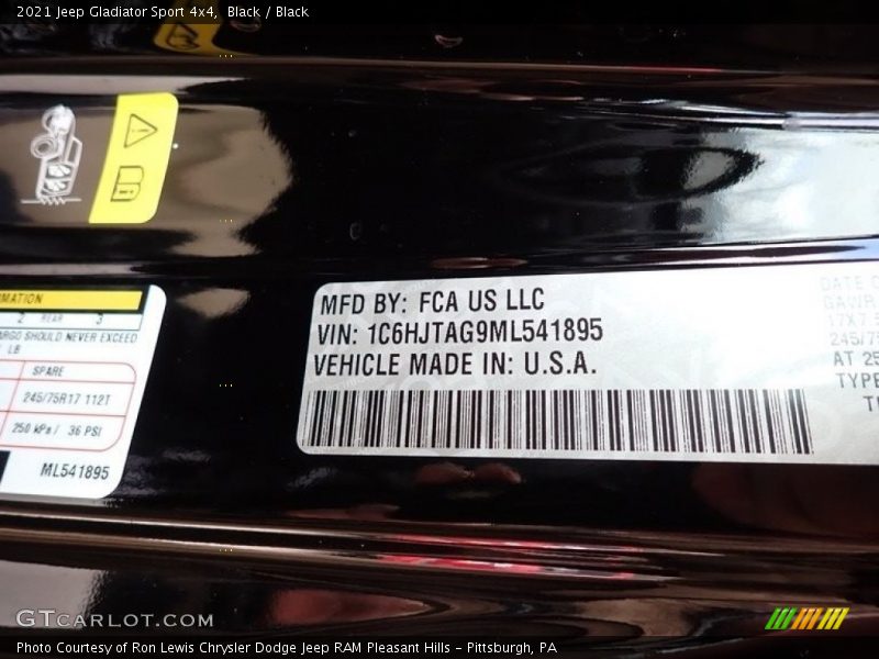 Black / Black 2021 Jeep Gladiator Sport 4x4