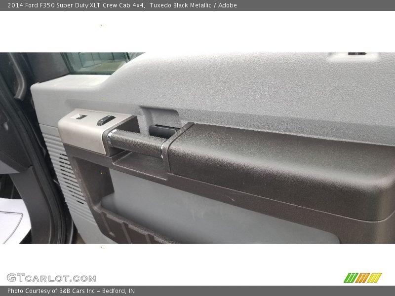 Tuxedo Black Metallic / Adobe 2014 Ford F350 Super Duty XLT Crew Cab 4x4