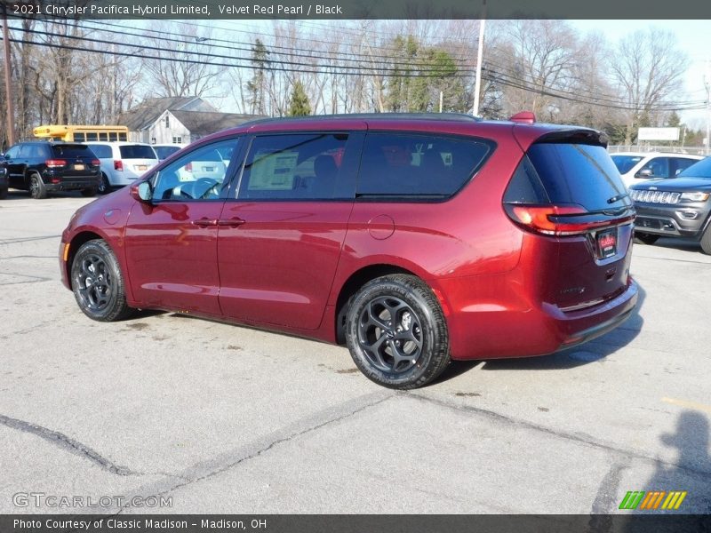 Velvet Red Pearl / Black 2021 Chrysler Pacifica Hybrid Limited
