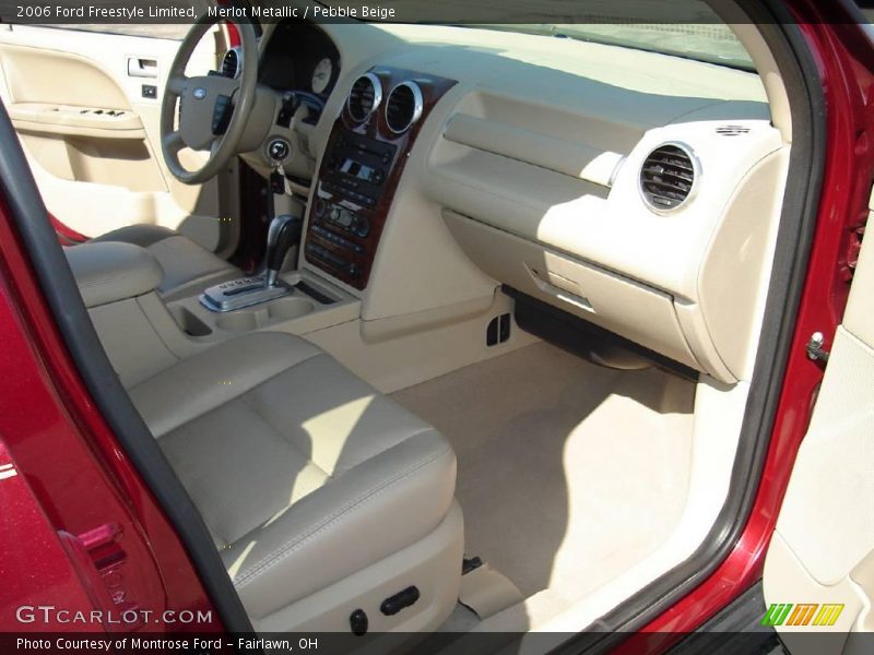 Merlot Metallic / Pebble Beige 2006 Ford Freestyle Limited