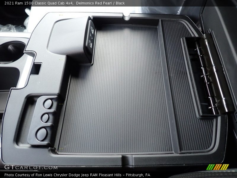 Delmonico Red Pearl / Black 2021 Ram 1500 Classic Quad Cab 4x4