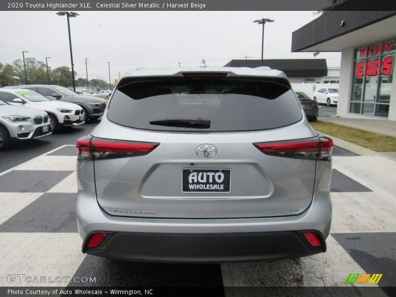 Celestial Silver Metallic / Harvest Beige 2020 Toyota Highlander XLE