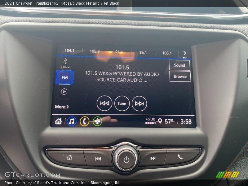Mosaic Black Metallic / Jet Black 2021 Chevrolet TrailBlazer RS