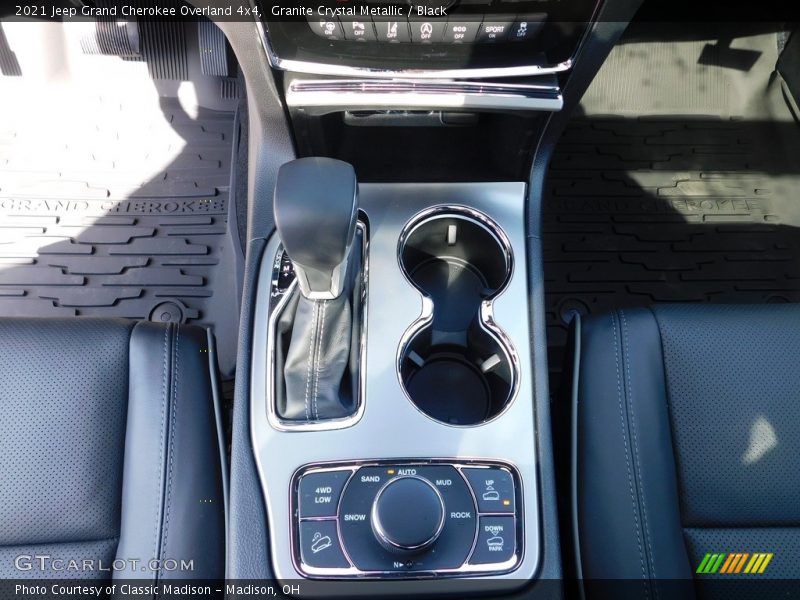 Granite Crystal Metallic / Black 2021 Jeep Grand Cherokee Overland 4x4