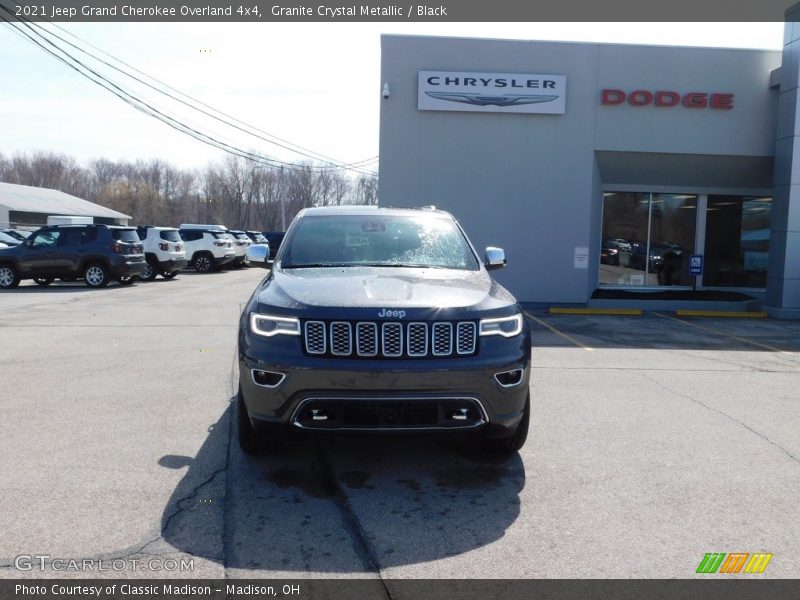 Granite Crystal Metallic / Black 2021 Jeep Grand Cherokee Overland 4x4