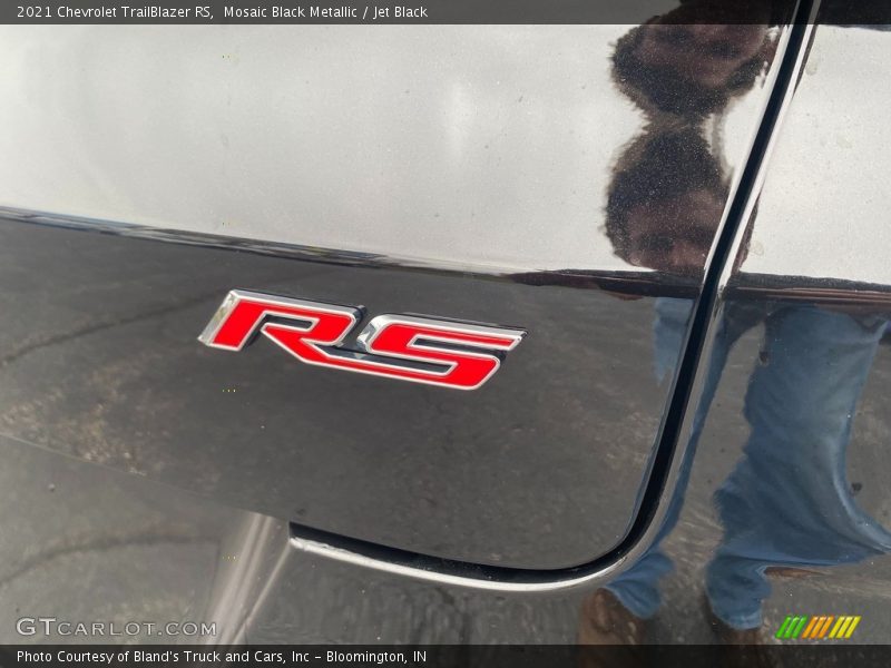 Mosaic Black Metallic / Jet Black 2021 Chevrolet TrailBlazer RS