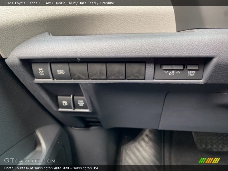Ruby Flare Pearl / Graphite 2021 Toyota Sienna XLE AWD Hybrid