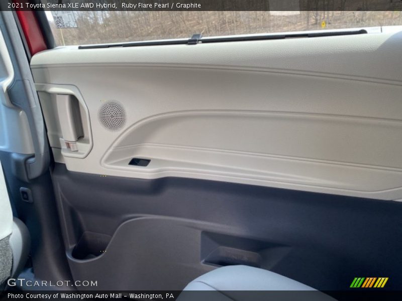 Ruby Flare Pearl / Graphite 2021 Toyota Sienna XLE AWD Hybrid