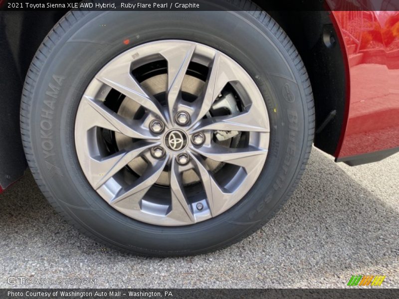 Ruby Flare Pearl / Graphite 2021 Toyota Sienna XLE AWD Hybrid