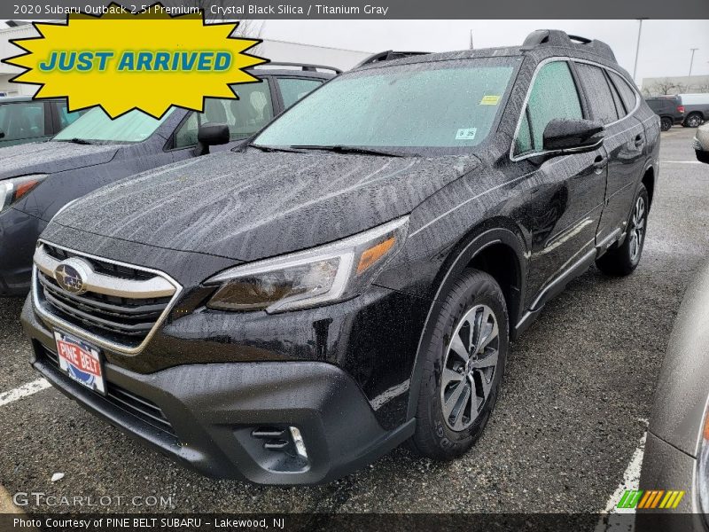 Crystal Black Silica / Titanium Gray 2020 Subaru Outback 2.5i Premium