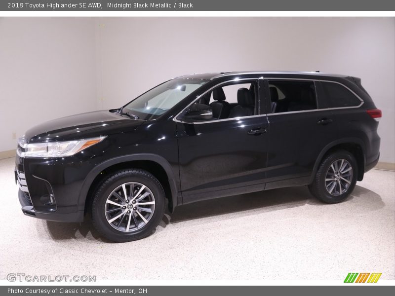 Midnight Black Metallic / Black 2018 Toyota Highlander SE AWD
