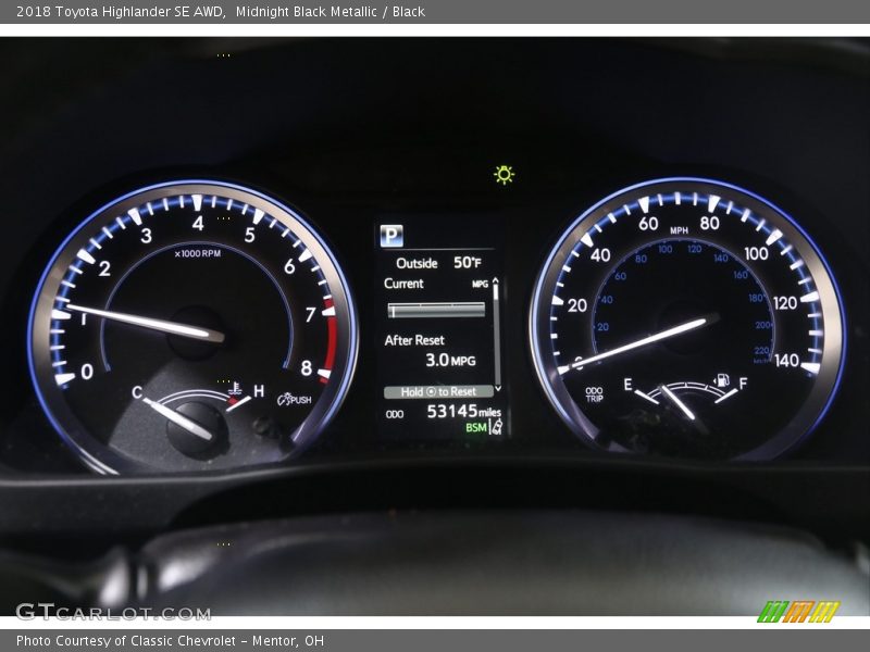 Midnight Black Metallic / Black 2018 Toyota Highlander SE AWD