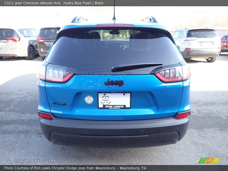 Hydro Blue Pearl / Black 2021 Jeep Cherokee Altitude 4x4