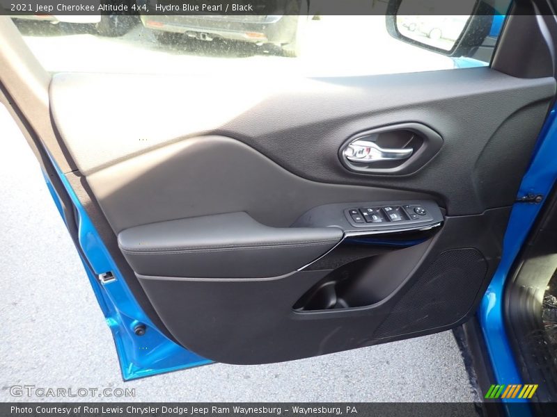 Hydro Blue Pearl / Black 2021 Jeep Cherokee Altitude 4x4
