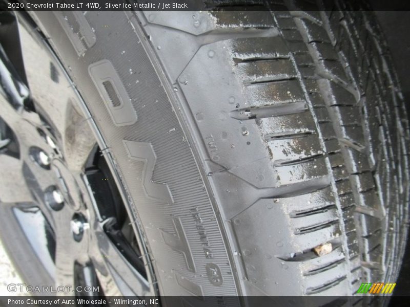 Silver Ice Metallic / Jet Black 2020 Chevrolet Tahoe LT 4WD
