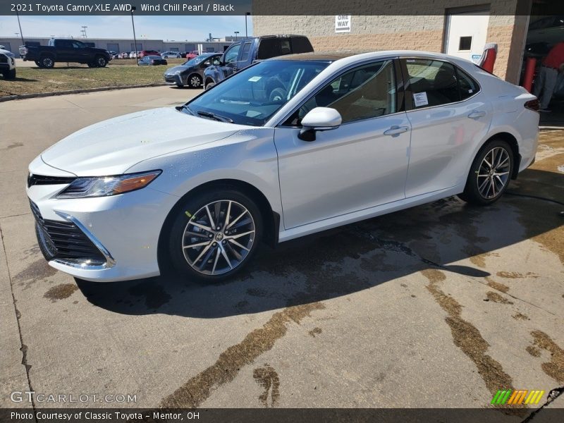 Wind Chill Pearl / Black 2021 Toyota Camry XLE AWD