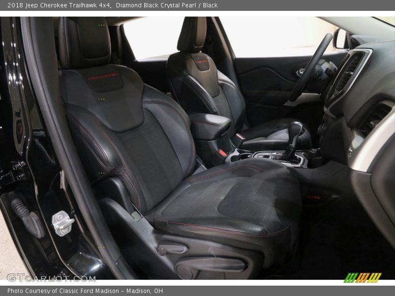 Diamond Black Crystal Pearl / Black 2018 Jeep Cherokee Trailhawk 4x4