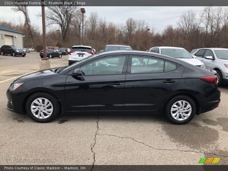 Phantom Black / Beige 2020 Hyundai Elantra SE