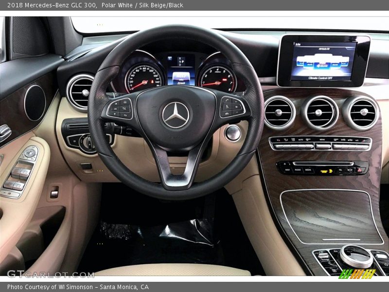 Polar White / Silk Beige/Black 2018 Mercedes-Benz GLC 300