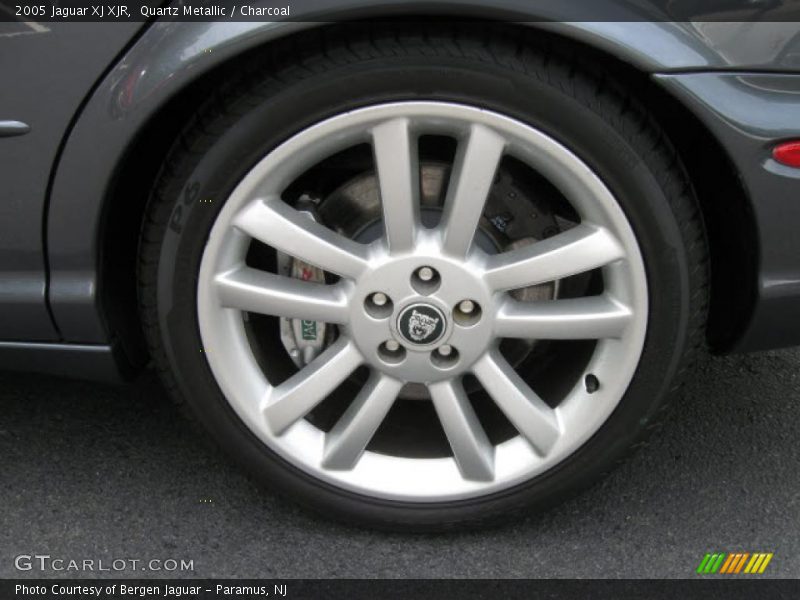 Quartz Metallic / Charcoal 2005 Jaguar XJ XJR