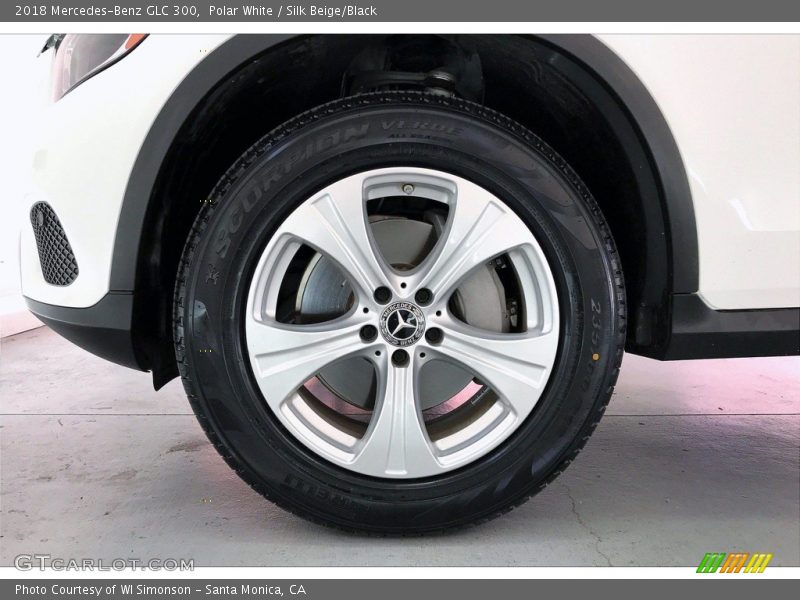 Polar White / Silk Beige/Black 2018 Mercedes-Benz GLC 300