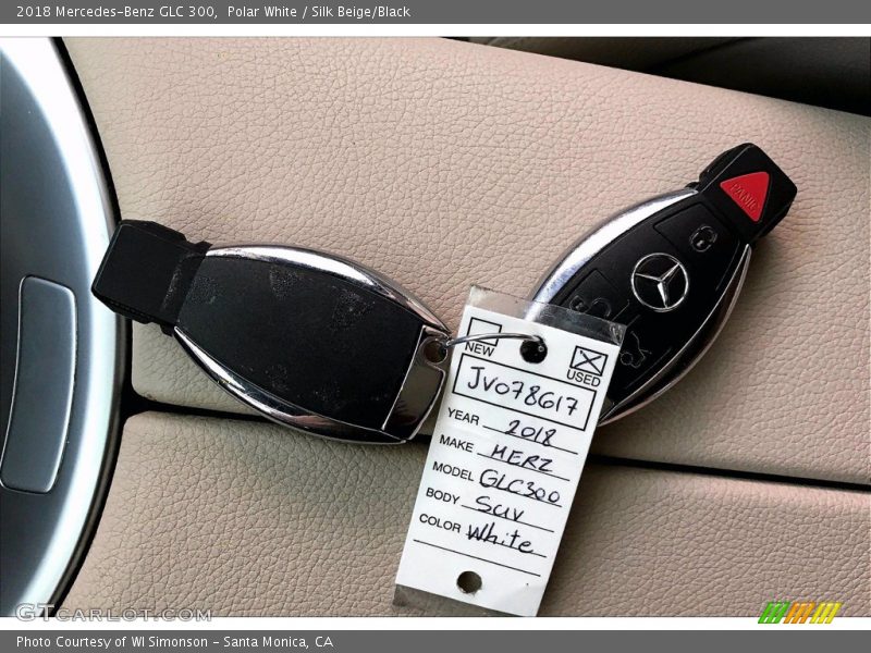 Polar White / Silk Beige/Black 2018 Mercedes-Benz GLC 300