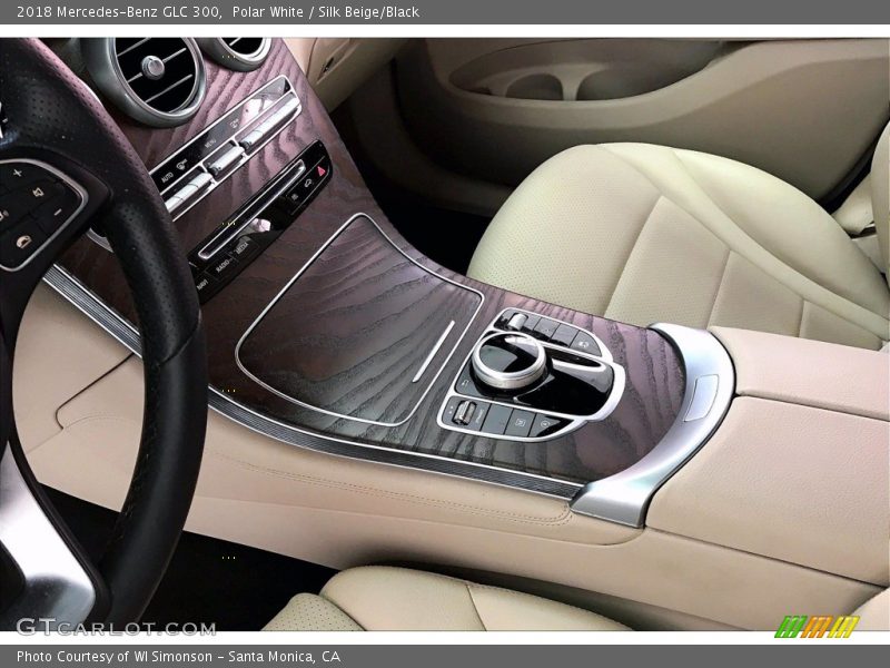 Polar White / Silk Beige/Black 2018 Mercedes-Benz GLC 300