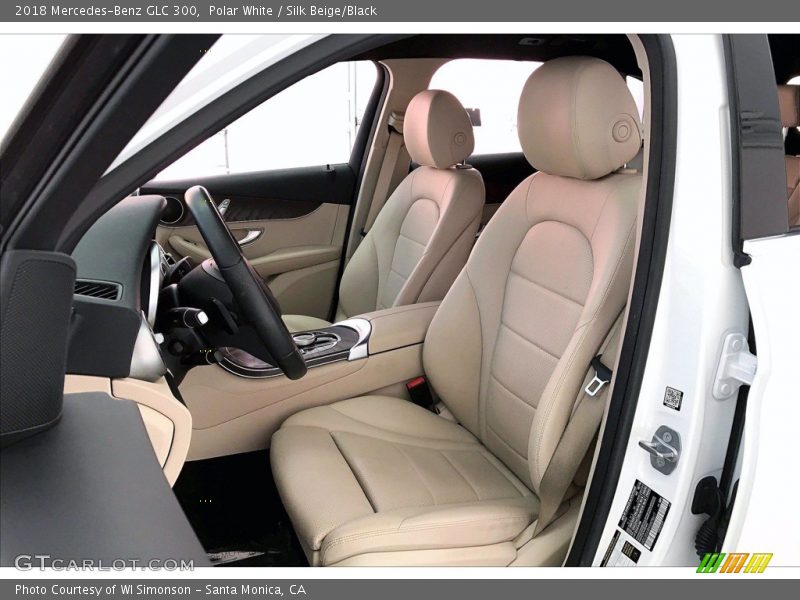 Polar White / Silk Beige/Black 2018 Mercedes-Benz GLC 300