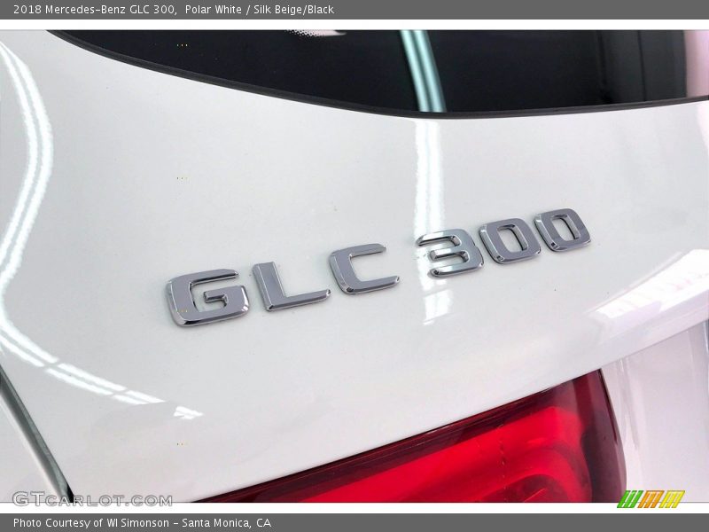 Polar White / Silk Beige/Black 2018 Mercedes-Benz GLC 300