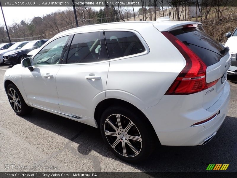 Crystal White Metallic / Blonde/Charcoal 2021 Volvo XC60 T5 AWD Inscription