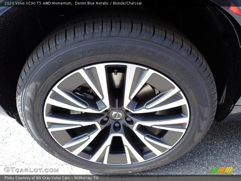 Denim Blue Metallic / Blonde/Charcoal 2021 Volvo XC90 T5 AWD Momentum