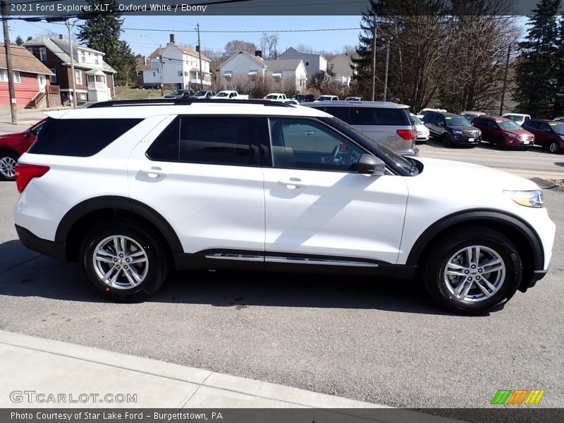 Oxford White / Ebony 2021 Ford Explorer XLT