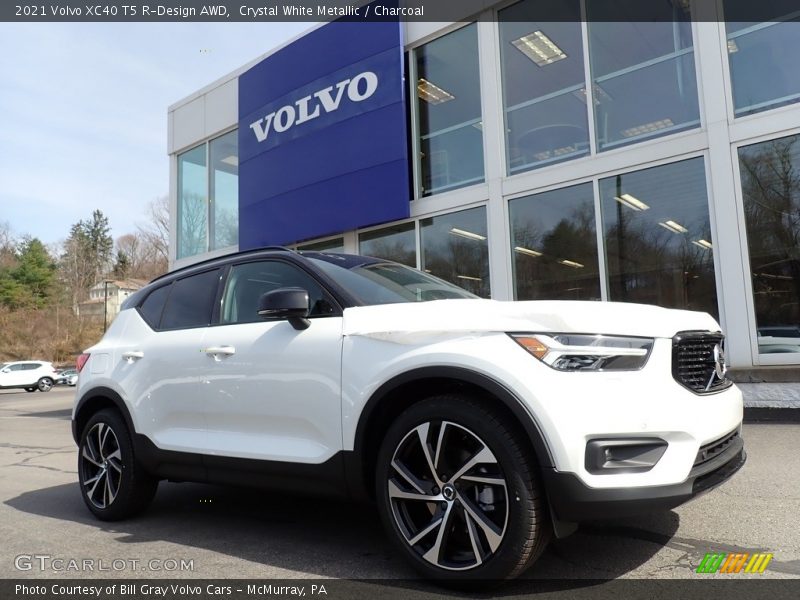 Crystal White Metallic / Charcoal 2021 Volvo XC40 T5 R-Design AWD