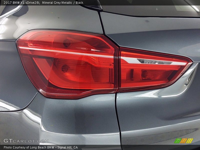 Mineral Grey Metallic / Black 2017 BMW X1 sDrive28i