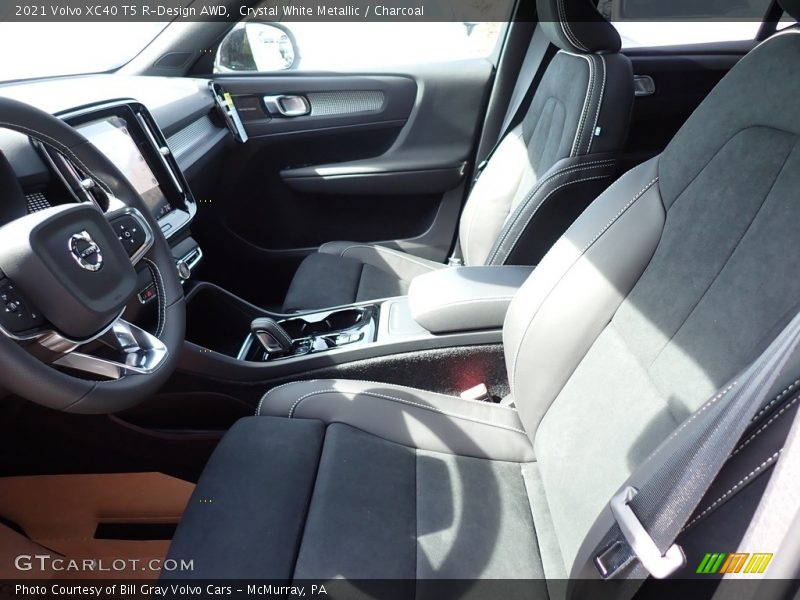 Crystal White Metallic / Charcoal 2021 Volvo XC40 T5 R-Design AWD