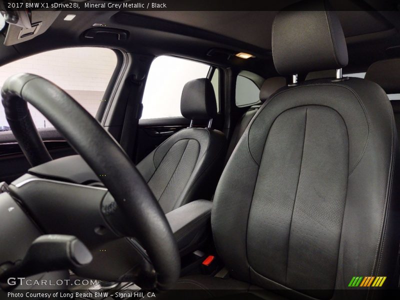 Mineral Grey Metallic / Black 2017 BMW X1 sDrive28i