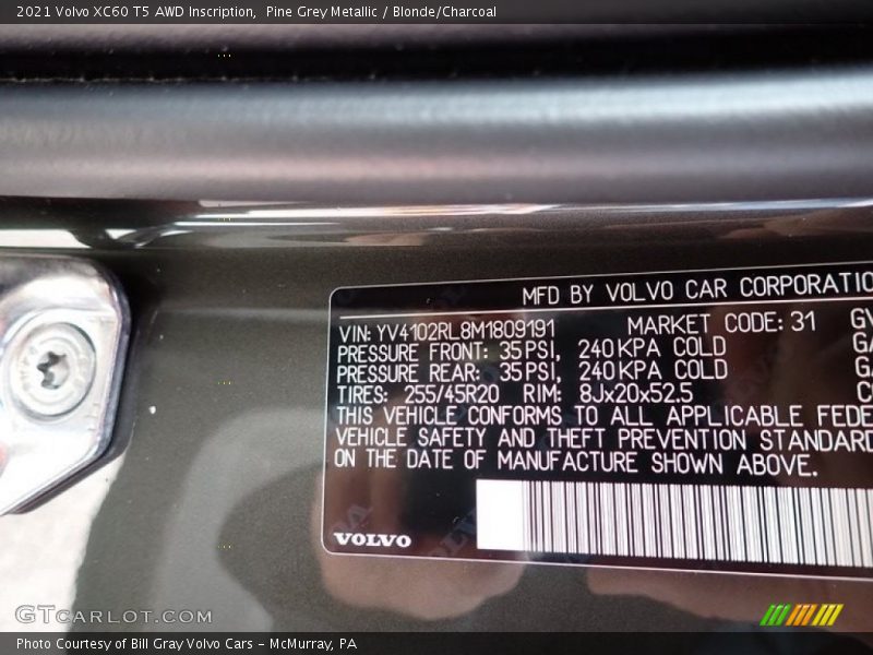 Pine Grey Metallic / Blonde/Charcoal 2021 Volvo XC60 T5 AWD Inscription