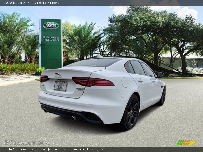 Fuji White / Ebony 2020 Jaguar XE S