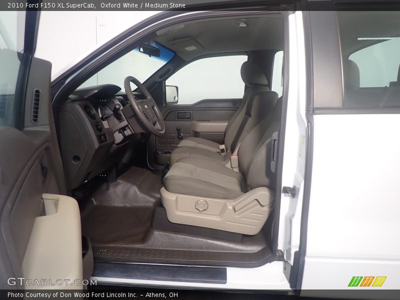 Oxford White / Medium Stone 2010 Ford F150 XL SuperCab