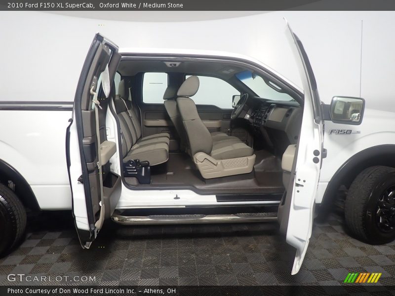 Oxford White / Medium Stone 2010 Ford F150 XL SuperCab