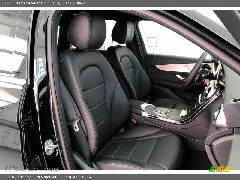 Black / Black 2021 Mercedes-Benz GLC 300