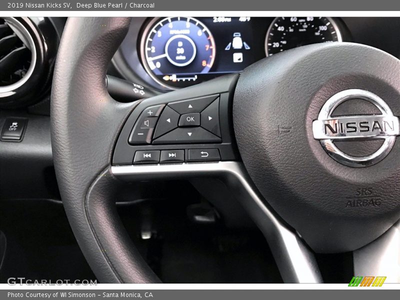 Deep Blue Pearl / Charcoal 2019 Nissan Kicks SV