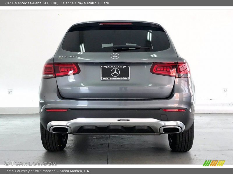 Selenite Gray Metallic / Black 2021 Mercedes-Benz GLC 300