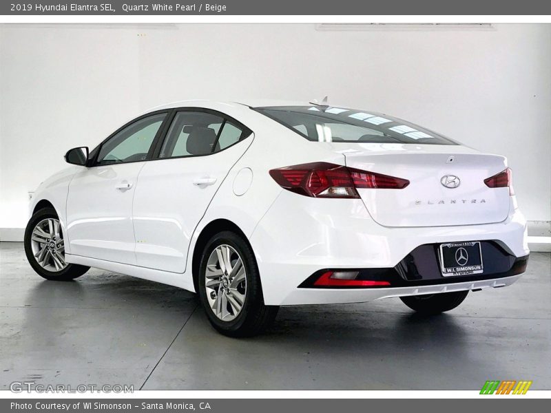 Quartz White Pearl / Beige 2019 Hyundai Elantra SEL